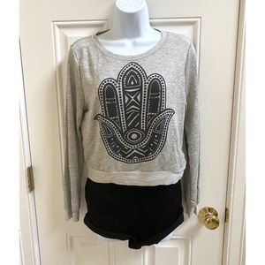 Hamsa Long-Sleeve Top 🤍